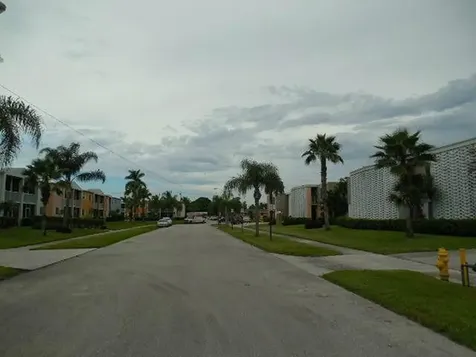 1505 Crescent Circle Lake Park FL 33403