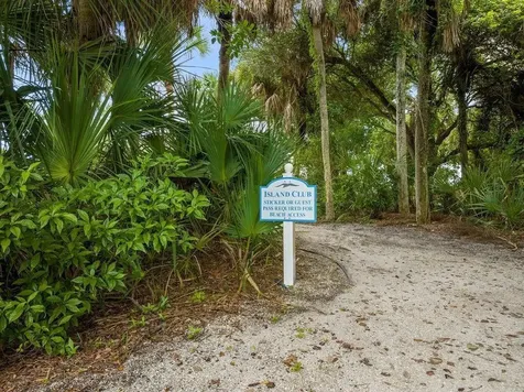 1344 Riverside Lane Vero Beach FL 32963