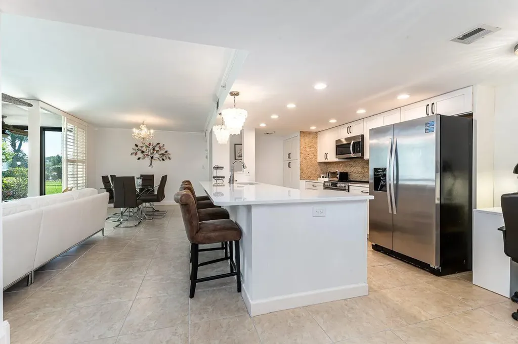 1915 Lavers Circle Delray Beach FL 33444