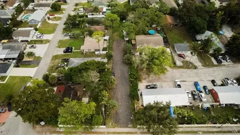 3630 S Haverhill Road Greenacres FL 33463