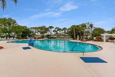 2913 Sw Lakemont Place Palm City FL 34990