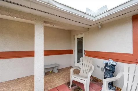 6927 Nw Hershy Circle Port Saint Lucie FL 34983