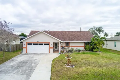 6927 Nw Hershy Circle Port Saint Lucie FL 34983