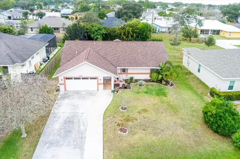 6927 Nw Hershy Circle Port Saint Lucie FL 34983