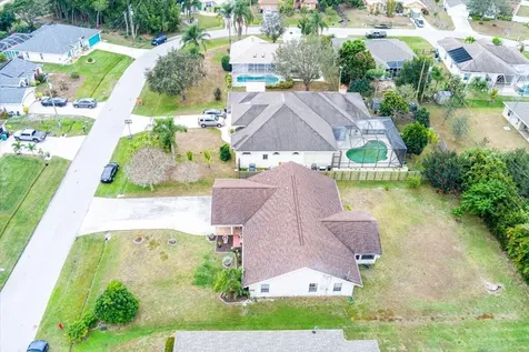 6927 Nw Hershy Circle Port Saint Lucie FL 34983