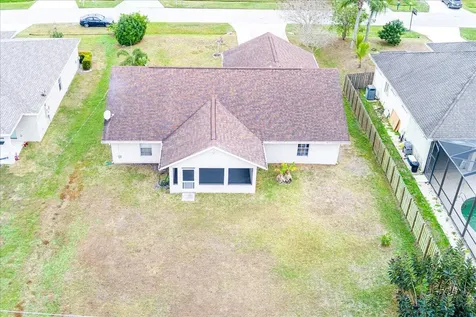 6927 Nw Hershy Circle Port Saint Lucie FL 34983