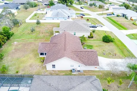 6927 Nw Hershy Circle Port Saint Lucie FL 34983
