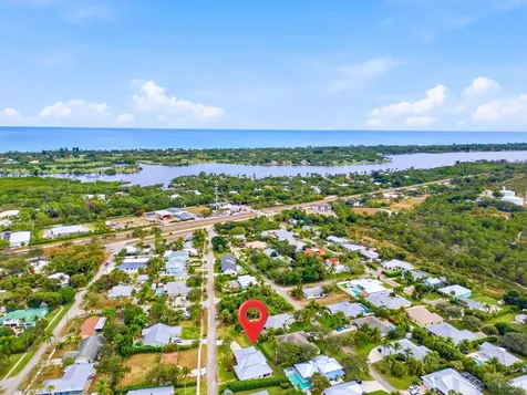 9322 Se Athena Street Hobe Sound FL 33455