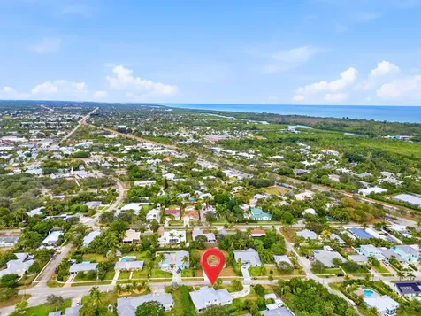 9322 Se Athena Street Hobe Sound FL 33455