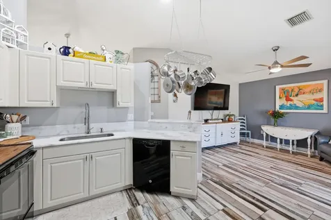 367 Sw North Shore Boulevard Port Saint Lucie FL 34986