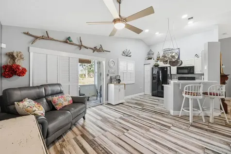 367 Sw North Shore Boulevard Port Saint Lucie FL 34986