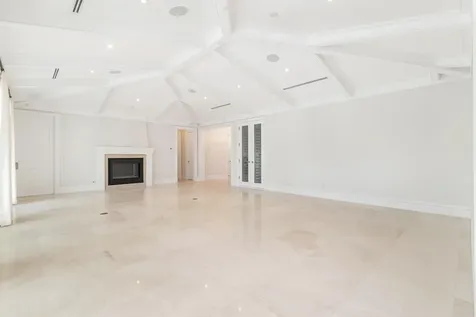 216 Sandpiper Drive Palm Beach FL 33480