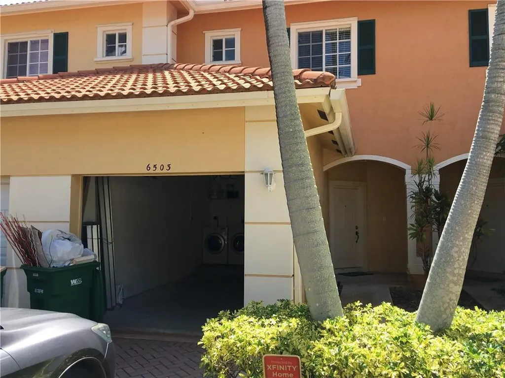 6503 Catalina Lane Tamarac FL 33321