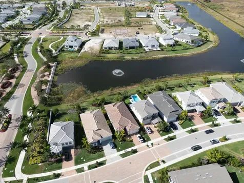 10717 Northbrook Circle Palm Beach Gardens FL 33412
