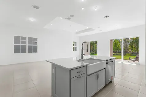 10717 Northbrook Circle Palm Beach Gardens FL 33412