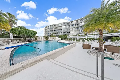 2760 S Ocean Boulevard Palm Beach FL 33480
