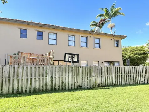 23715 Sw 114th Place Homestead FL 33032