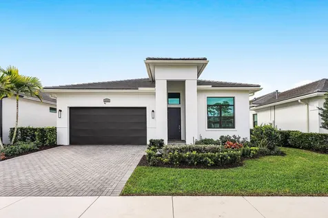 2752 Se Ashfield Drive Port Saint Lucie FL 34984