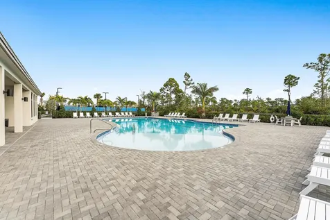 2752 Se Ashfield Drive Port Saint Lucie FL 34984