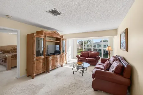 1721 Nw 20th Avenue Delray Beach FL 33445