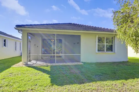 708 Sw Rocky Bayou Terrace Port Saint Lucie FL 34986