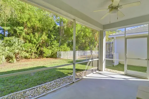 708 Sw Rocky Bayou Terrace Port Saint Lucie FL 34986