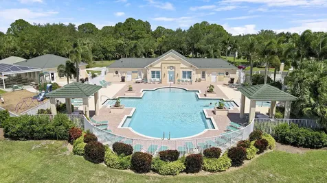 708 Sw Rocky Bayou Terrace Port Saint Lucie FL 34986