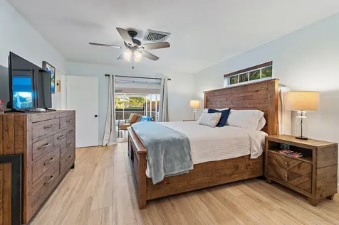 3881 Se Fairway Stuart FL 34997
