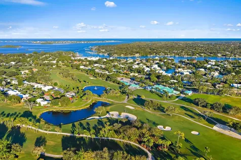 3881 Se Fairway Stuart FL 34997