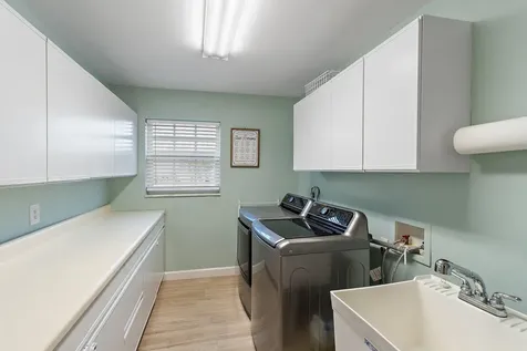3881 Se Fairway Stuart FL 34997