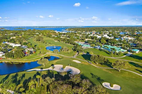 3881 Se Fairway Stuart FL 34997