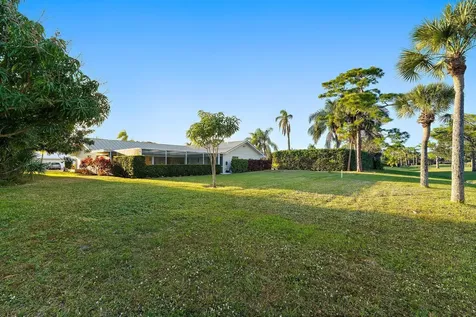 3881 Se Fairway Stuart FL 34997