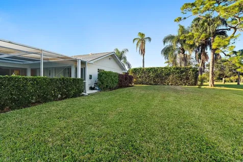 3881 Se Fairway Stuart FL 34997