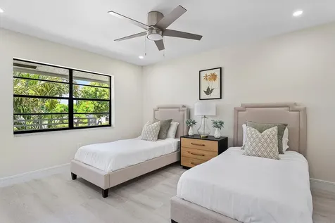 20 Southport Lane Boynton Beach FL 33436