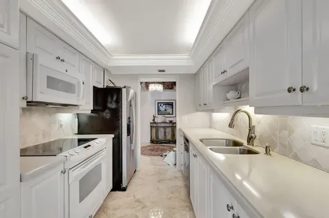 5540 N Ocean Drive Singer Island FL 33404