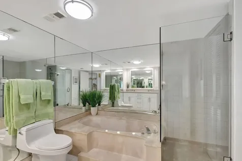 5540 N Ocean Drive Singer Island FL 33404