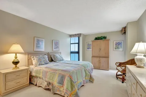 5540 N Ocean Drive Singer Island FL 33404