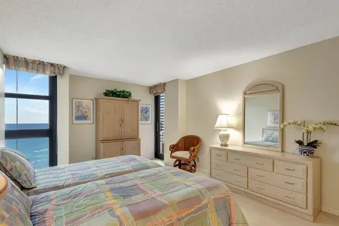 5540 N Ocean Drive Singer Island FL 33404
