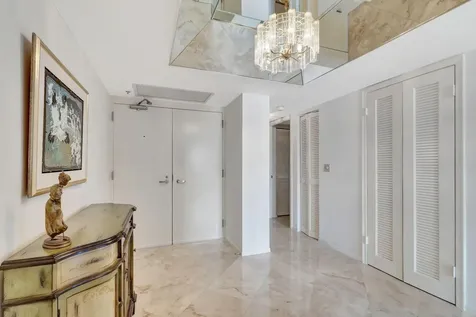 5540 N Ocean Drive Singer Island FL 33404