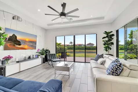 2828 Gin Berry Way West Palm Beach FL 33401