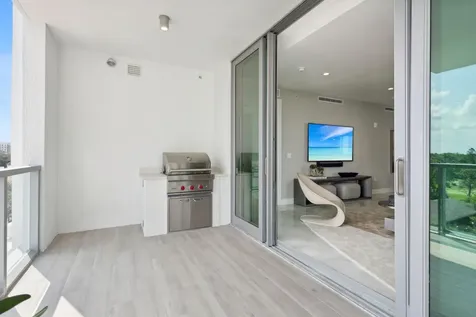 475 E Royal Palm Road Boca Raton FL 33432