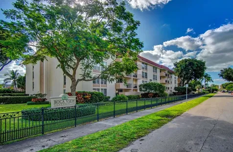 1000 Spanish River Road Boca Raton FL 33432