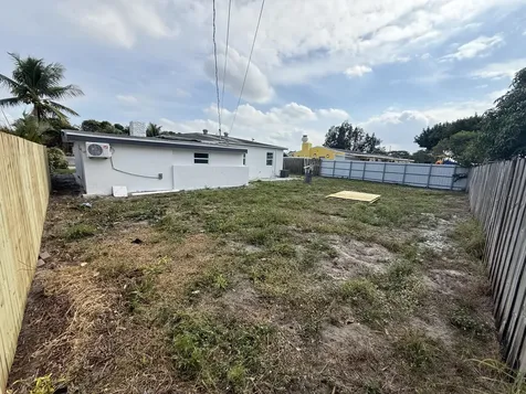 2353 S Beech Road Road West Palm Beach FL 33409