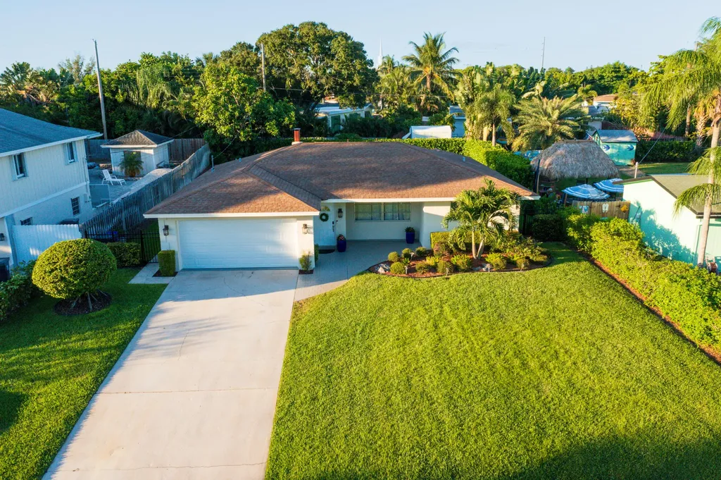 2131 Mark Drive Lake Worth FL 33461