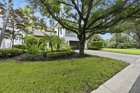 981 Mill Creek Drive Palm Beach Gardens FL 33410