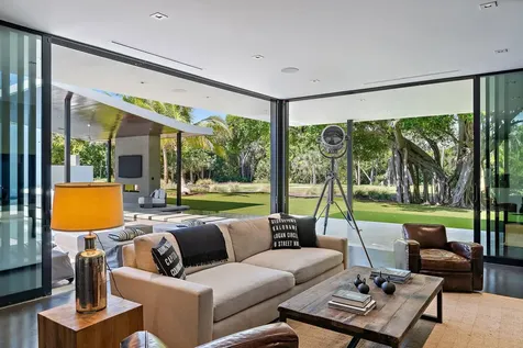 12 N Beach Road Jupiter Island FL 33455