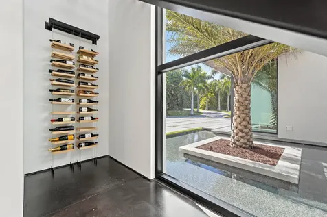12 N Beach Road Jupiter Island FL 33455