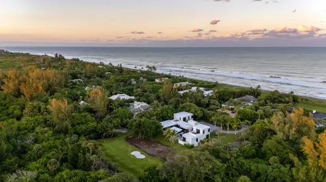 12 N Beach Road Jupiter Island FL 33455