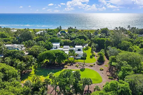 12 N Beach Road Jupiter Island FL 33455