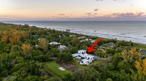 12 N Beach Road Jupiter Island FL 33455